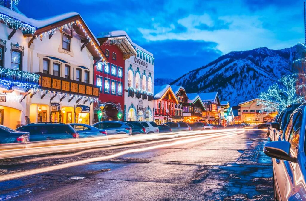 21 Best Places to Visit in December in the USA (2025 Edition)